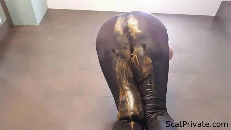 Tight Latex Trousers Accidental Bladder Release - thefartbabes