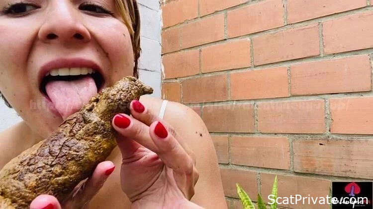 Tasting My Massive Fecal Matter In My Garden - Valentynexx