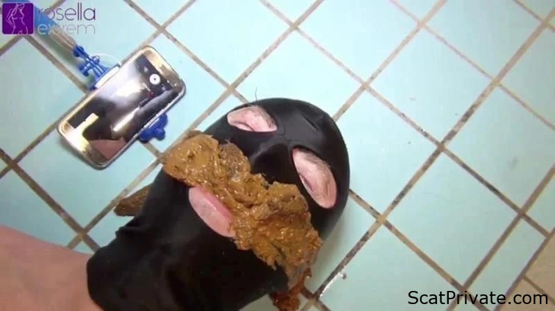 Zaftig Dominatrix Fecal And Urinary Emission On Toilet Subordinate - Rosellaextrem