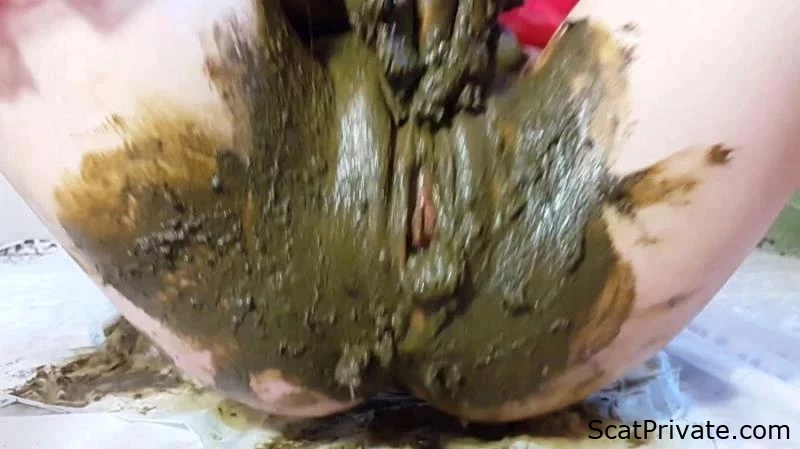 Excretion Scene - Anna Coprofield - Poop-Filled Female Anatomy - Anna - Markovna